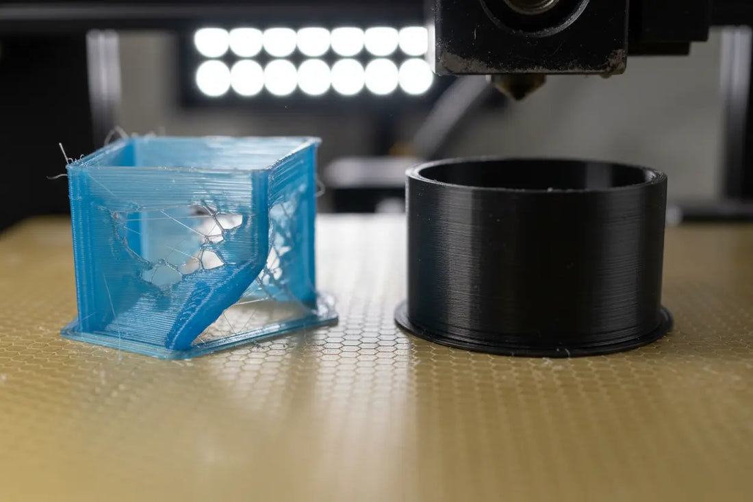3D print popping off build plate vs properly adhered print